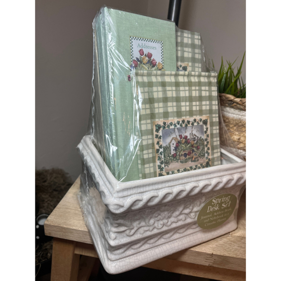 new seasons Other - Vintage Cottagecore Desk Set w Ceramic Planter – Floral Garden Stationery Organi